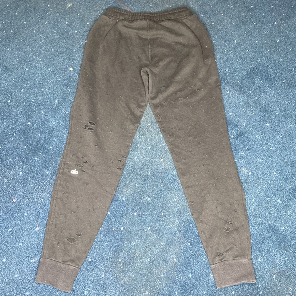 Alo Yoga Ripped Sweatpants - Picture 5 of 6